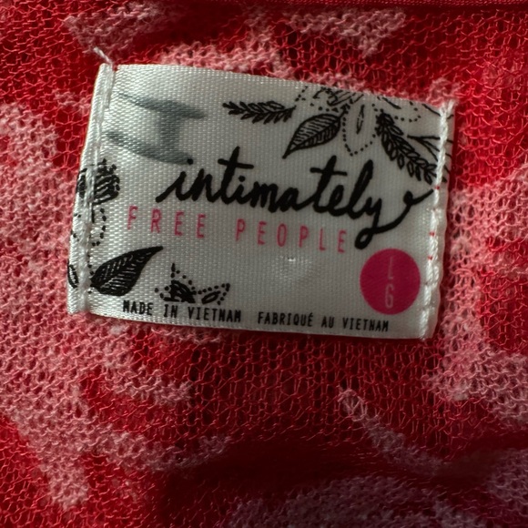 Free People NWT • Intimately Paisley Long Sleeve Paisley Henley Sheer Top Red L - Picture 11 of 11